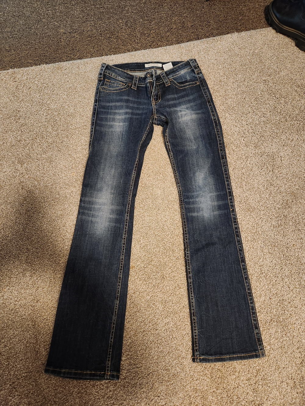 Stetson 818 Hollywood Booy Women’s Dark Wash Blue Jeans 6 Long